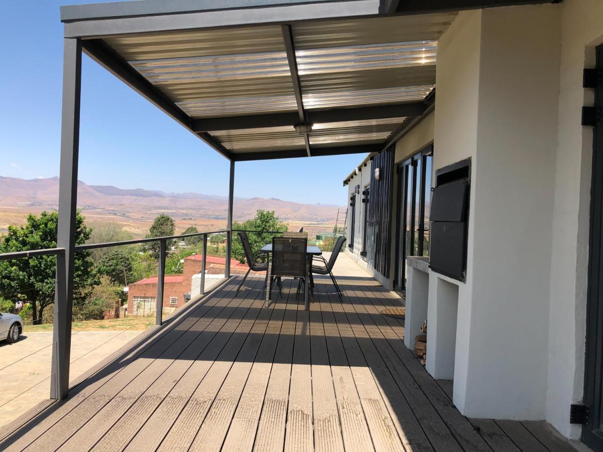 Lola'S Self Catering Accommodation Clarens Bagian luar foto