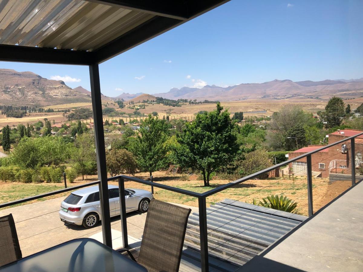 Lola'S Self Catering Accommodation Clarens Bagian luar foto