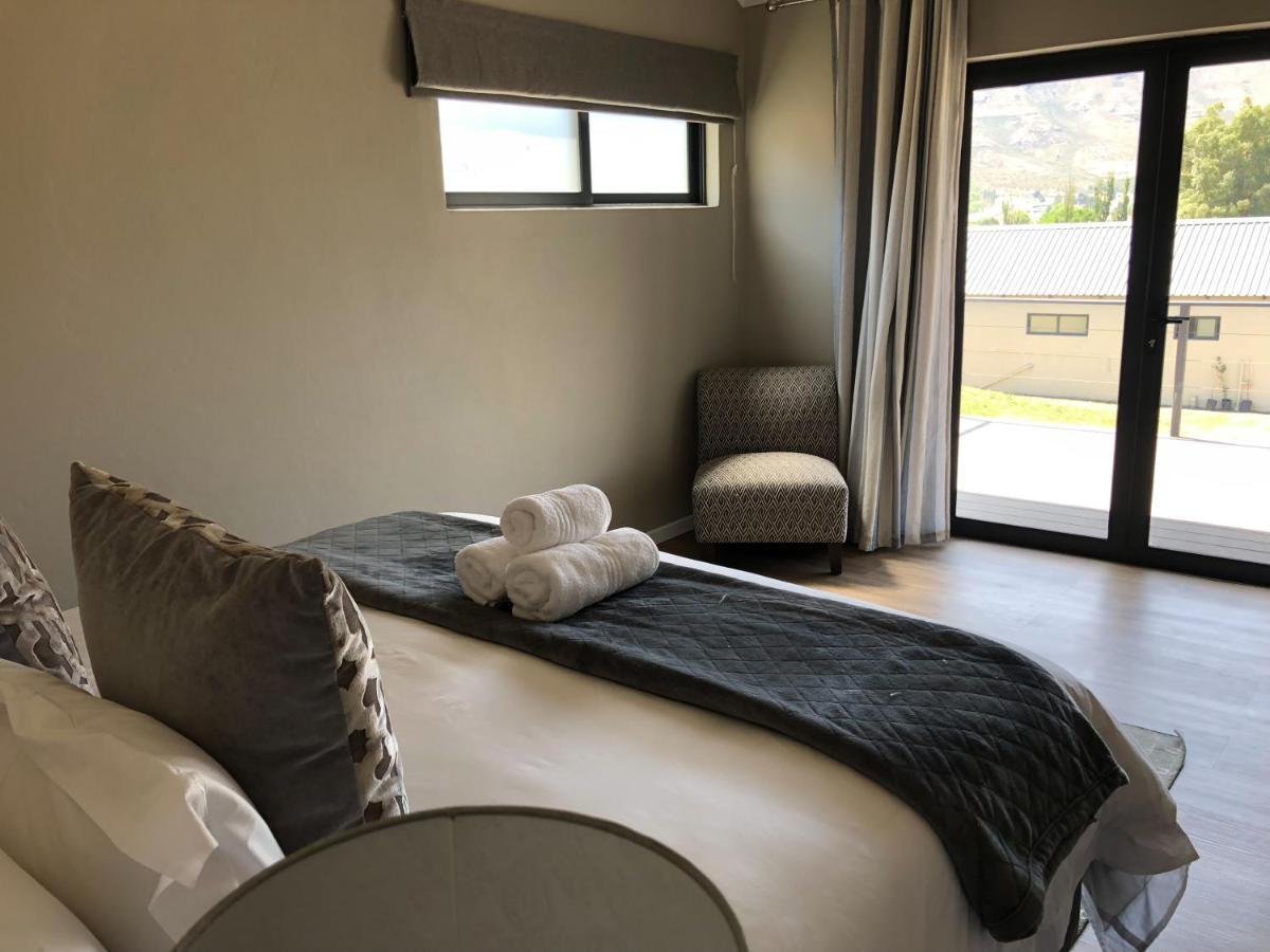 Lola'S Self Catering Accommodation Clarens Bagian luar foto